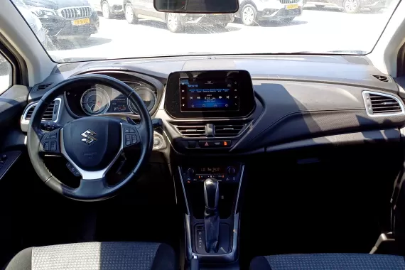 10896303_dashboard_17563903.jpg 10896303_dashboard_17563903.jpg