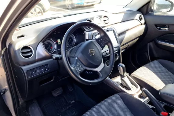 10906803_dashboard_13494144.jpg