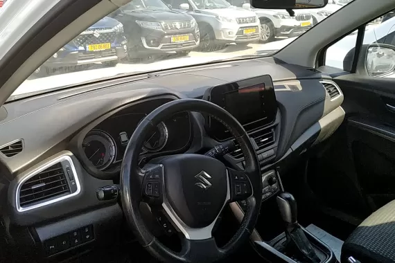 29339603_dashboard_17586772.jpg 29339603_dashboard_17586772.jpg