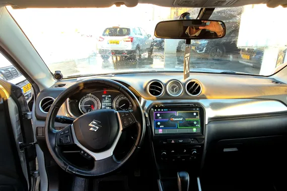33443102_dashboard_34756601.jpg