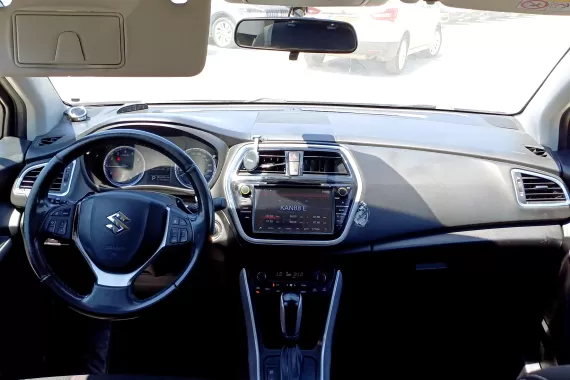 33749802_dashboard_17565142.jpg 33749802_dashboard_17565142.jpg