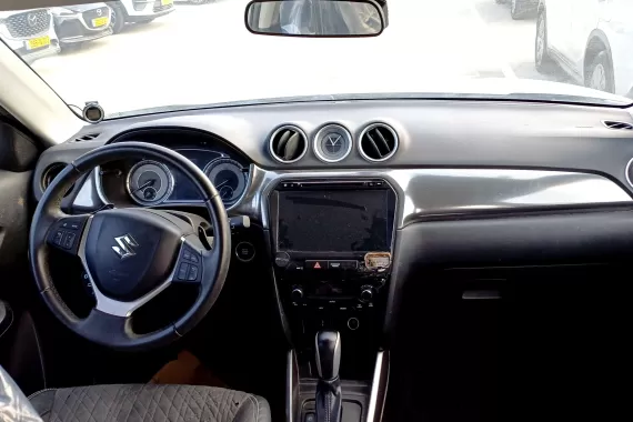 33758102_dashboard_18453765.jpg 33758102_dashboard_18453765.jpg