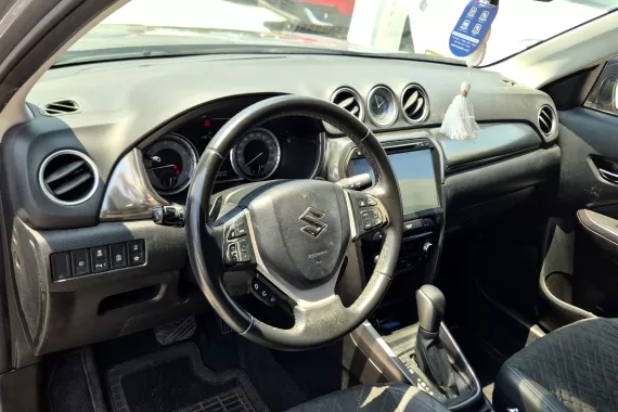 33776302_dashboard_18393291.jpg 33776302_dashboard_18393291.jpg