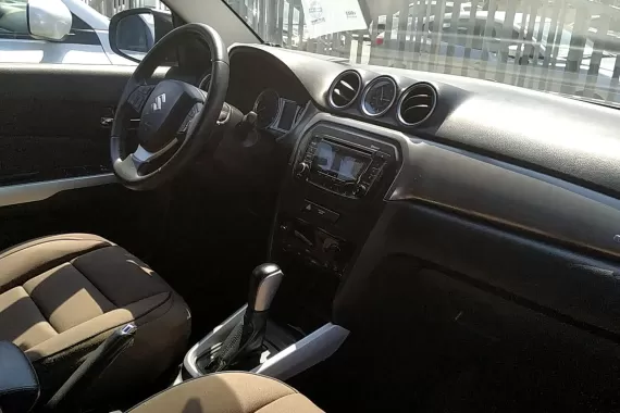 37884201_dashboard_17583740.jpg 37884201_dashboard_17583740.jpg