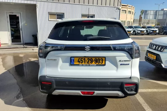 45129903_trunk_30162097.jpg 45129903_trunk_30162097.jpg