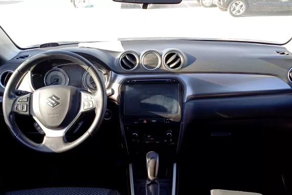 59657402_dashboard_17869225.jpg 59657402_dashboard_17869225.jpg