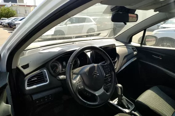 65941803_dashboard_19074554.jpg
