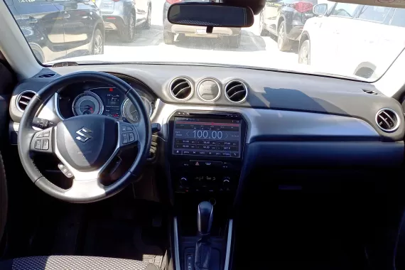 71652902_dashboard_18397052.jpg 71652902_dashboard_18397052.jpg