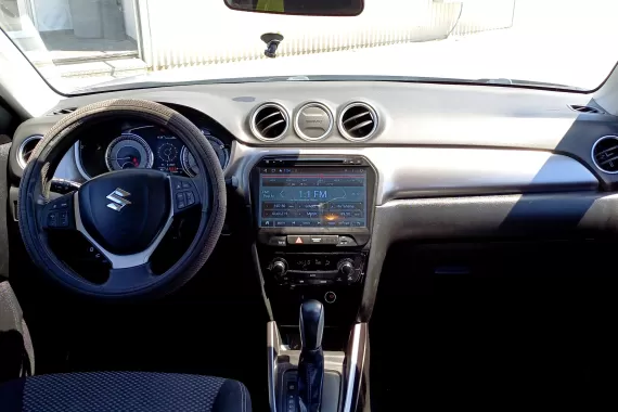 71665402_dashboard_24127090.jpg 71665402_dashboard_24127090.jpg