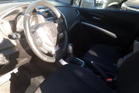 71836802_dashboard_17740117.jpg 71836802_dashboard_17740117.jpg