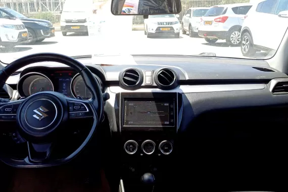 71957102_dashboard_17837515.jpg 71957102_dashboard_17837515.jpg