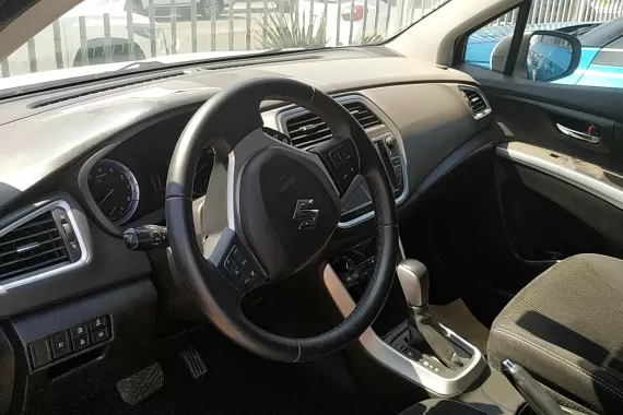 71992902_dashboard_17585051.jpg 71992902_dashboard_17585051.jpg