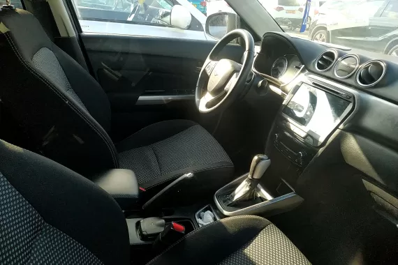 71993102_dashboard_19330188.jpg