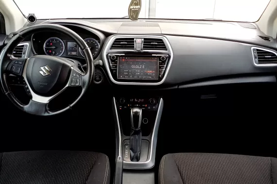 72052602_dashboard_21255973.jpg