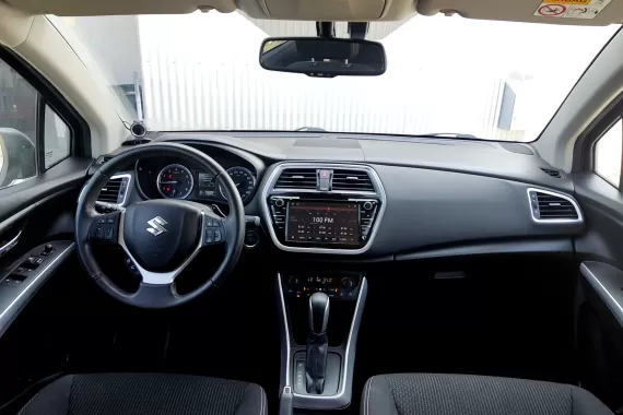 72080402_dashboard_25591255.jpg