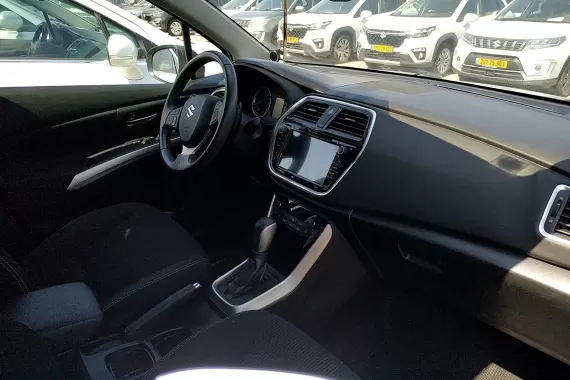 72092502_dashboard_19919776.jpg