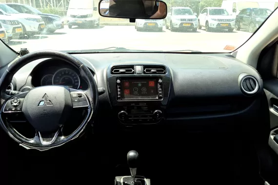 85045001_dashboard_17840475.jpg 85045001_dashboard_17840475.jpg